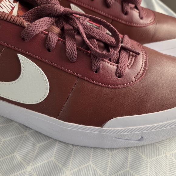Nike Blazer Leather Maroon and White Sneakers Size 11 Worn Once 🎉 HP 🎉 - Picture 3 of 10